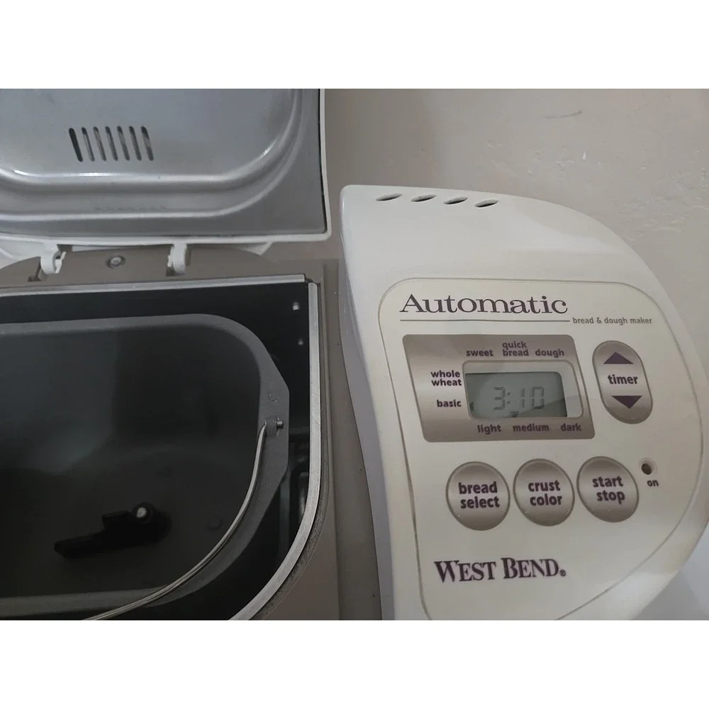 West Bend Automatic Bread & Dough Maker Model 41052 American Made 1999